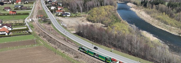 Roboty torowe na odc. Stary Sącz - Piwniczna (l. nr 96), fot Krzysztof Dzidek