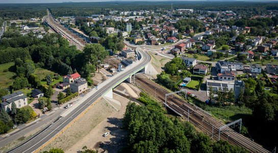Widok z lotu ptaka na wiadukt w Żorach fot. Łukasz Hachuła 1