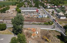 Łańcut - Prace rozpoczynające budowę wiaduktu- widać maszyny i pracowników, fot. Grzegorz Biega (1)