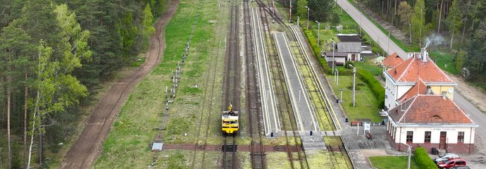 Widok z góry na stację Lipowa Tucholska. fot. Szymon Danielek PLK