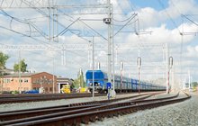Stacja Katowice Szopienice Północne, pociąg na nowych torach, fot. Szymon Grochowski