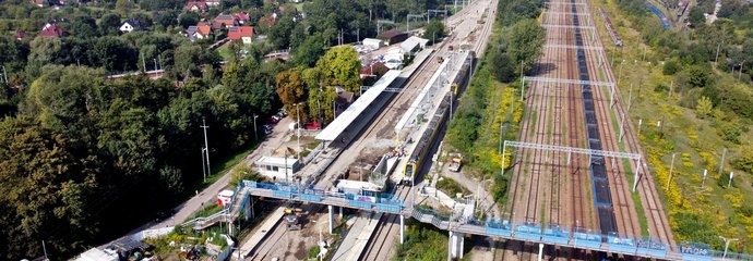 Widok z lotu ptaka na stację kolejową Kraków Bieżanów, fot. Piotr Hamarnik