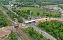 Zdjęcie z drona. Budowa wiaduktu drogowego w Łochowie. Autor Artur Lewandowski