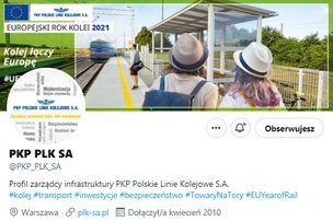 Screen z profilu na TT. W tle zdjęcie z parą stojącą na peronie.