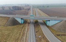 Widok z drona na wiadukt drogowy w miejscowości Domasław, fot. P. Mieszkowski, A. Lewandowski