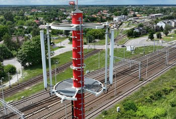 Maszt GSM-R przy linii kolejowej 7 fot. Paweł Mieszkowski