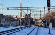 Pociąg wjeżdża na stację Legnica, fot. Mirosław Siemieniec