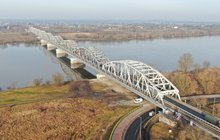 Most kolejowo-drogowy w Grudziądzu z lotu ptaka. fot. Mateusz Klimczuk PLK