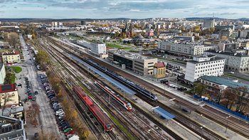 Stacja kolejowa Kielce Główne, widok z lotu ptaka, fot. Piotr Hamarnik