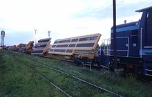 Rozjazdy w blokach przetransportowane do stacji Czechowice-Dziedzice, fot. Łukasz Wróblewski 