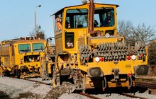 Podbijarka i profilarka tłucznia podczas pracy. fot. Iwona Zyblewska