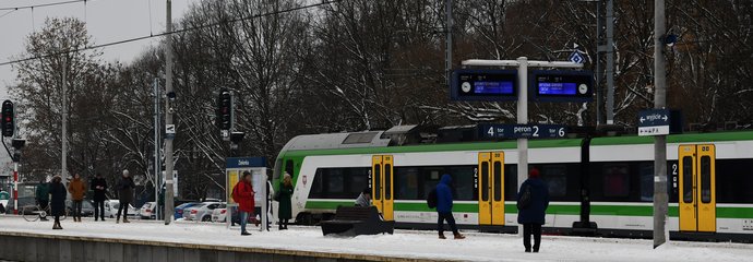 Stacja Zielonka Pasażerowie na stacji Zielonka fot. Natalia Brzostek-Pacan