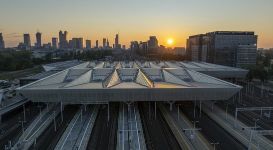 Widok z góry na stację Warszawa Zachodnia, fot. Łukasz Bryłowski PLK SA (1)