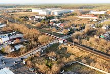 Przejazd kolejowo-drogowy na ul. Warszawskiej w Tomaszowie Maz., widok z góry fot. Radosław Radziszewski PLK