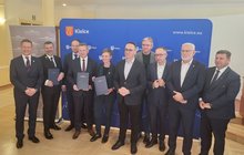 Podpisanie listu intencyjnego PLK SA i miasto Kielce fot. Piotr Hamarnik