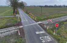 Widok z góry na wyremontowany przejazd kolejowo-drogowy na szlaku Rypin-Brodnica. fot. Paweł Mieszkowski PLK (4)