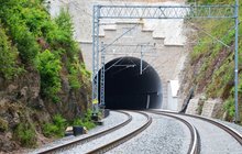 Tunel koło Trzcińska. Wejście od strony Wojanowa.01 Fot. M. Pabiańska 05.2024 