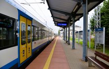 Stacja Zawiercie, pociąg przy peronie, fot. Katarzyna Głowacka