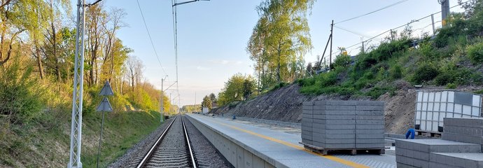 Katowice Podlesie Dąbrowa, budowany jest nowy peron, fot. Katarzyna Głowacka