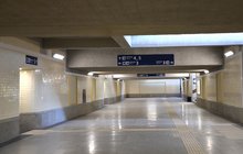 Główne przejście pod torami na stacji Legnica. Fot. M. Pabiańska