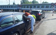 Akcja ulotkowa - przejazd kolejowo-drogowy ul. Niegowska, przy przystanku kolejowym Gdańsk Lipce, fot. Przemysław Zieliński