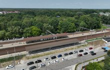 Nowy parking przy stacji w Zielonce – wygodniej z samochodu na pociąg , parking w Zielonce przy stacji kolejowej z lotu ptaka, A.Lewandowski, P.Mieszkowski