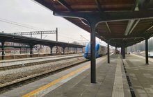 Stacja Mysłowice, pociąg przy nowym peronie, fot. Katarzyna Głowacka