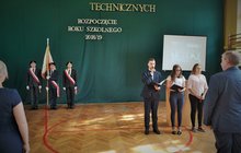 Zdjęcie do informacji prasowej - uczniowie szkoły technicznej