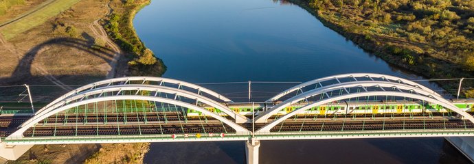 Most na Bugu. Fot. Szymon Grochowski PKP Polskie Linie Kolejowe SA