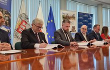 Podpisanie umowy na budowę nowego przystanku Radom Południowy fot. Karol Jakubowski (1)