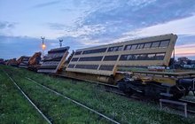 Rozjazdy w blokach przetransportowane do stacji Czechowice-Dziedzice, fot. Łukasz Wróblewski 1