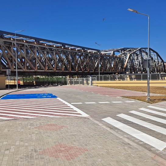 Nowa infrastruktura drogowa przy moście kolejowym w Przemyślu, fot. Kamil Mergel (2)