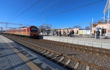 Pociąg przy peronie stacji Ostróda. fot. Łukasz Brylowski PLK