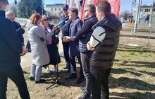 Rzeszów -akcja ulotkowa_informacyjno-edukacyjna na przejeździe, fot. Dorota Szalacha 