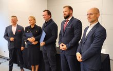 Uczestnicy podpisania porozumienia między PLK a Portem Gdańsk. fot. Przemysław Zieliński PLK 2